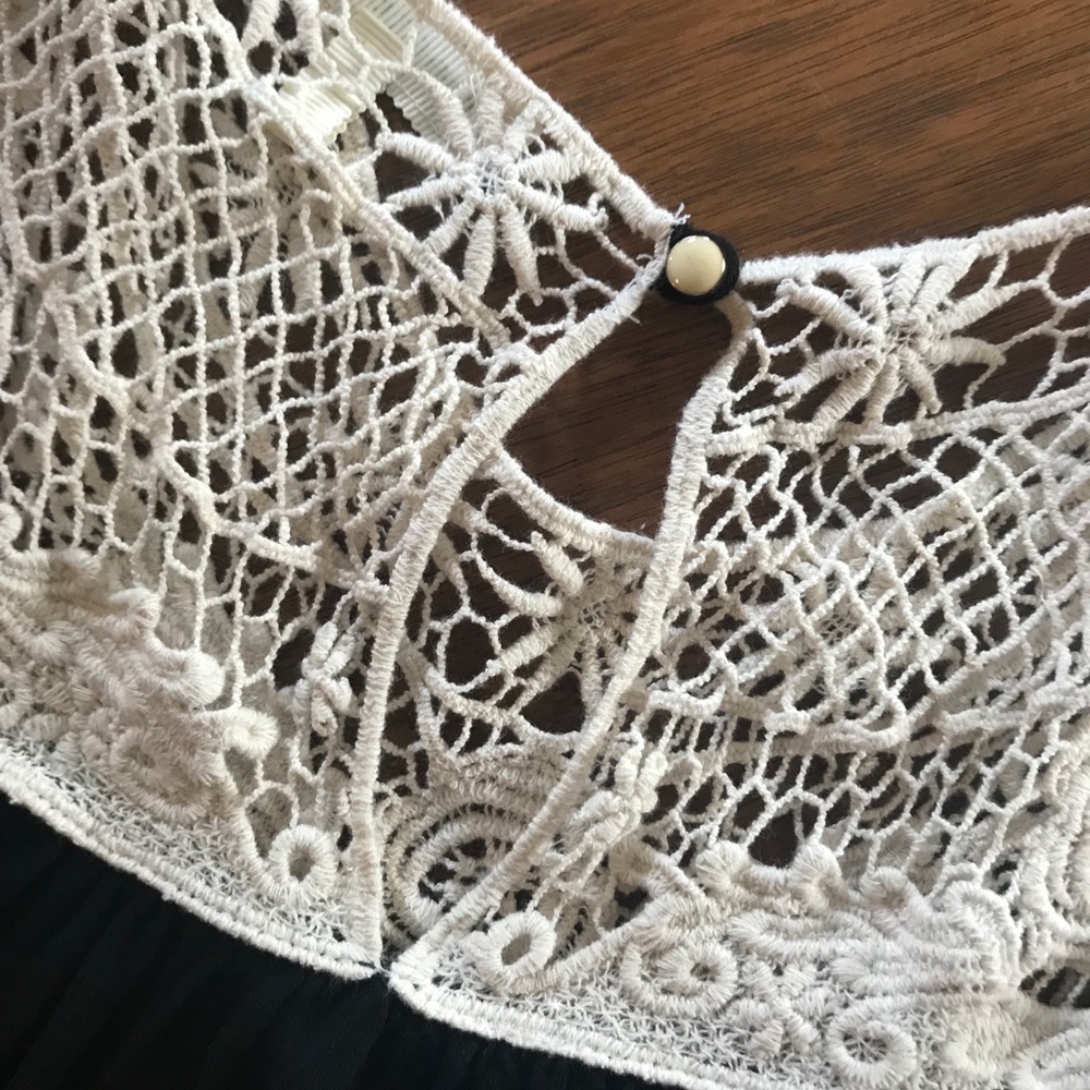 Crochet flowy tank top